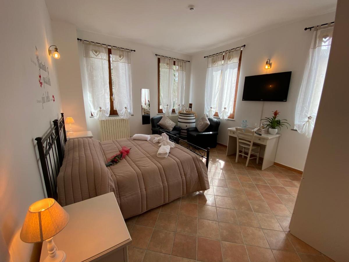 Locanda Della Pieve Pievebovigliana 외부 사진